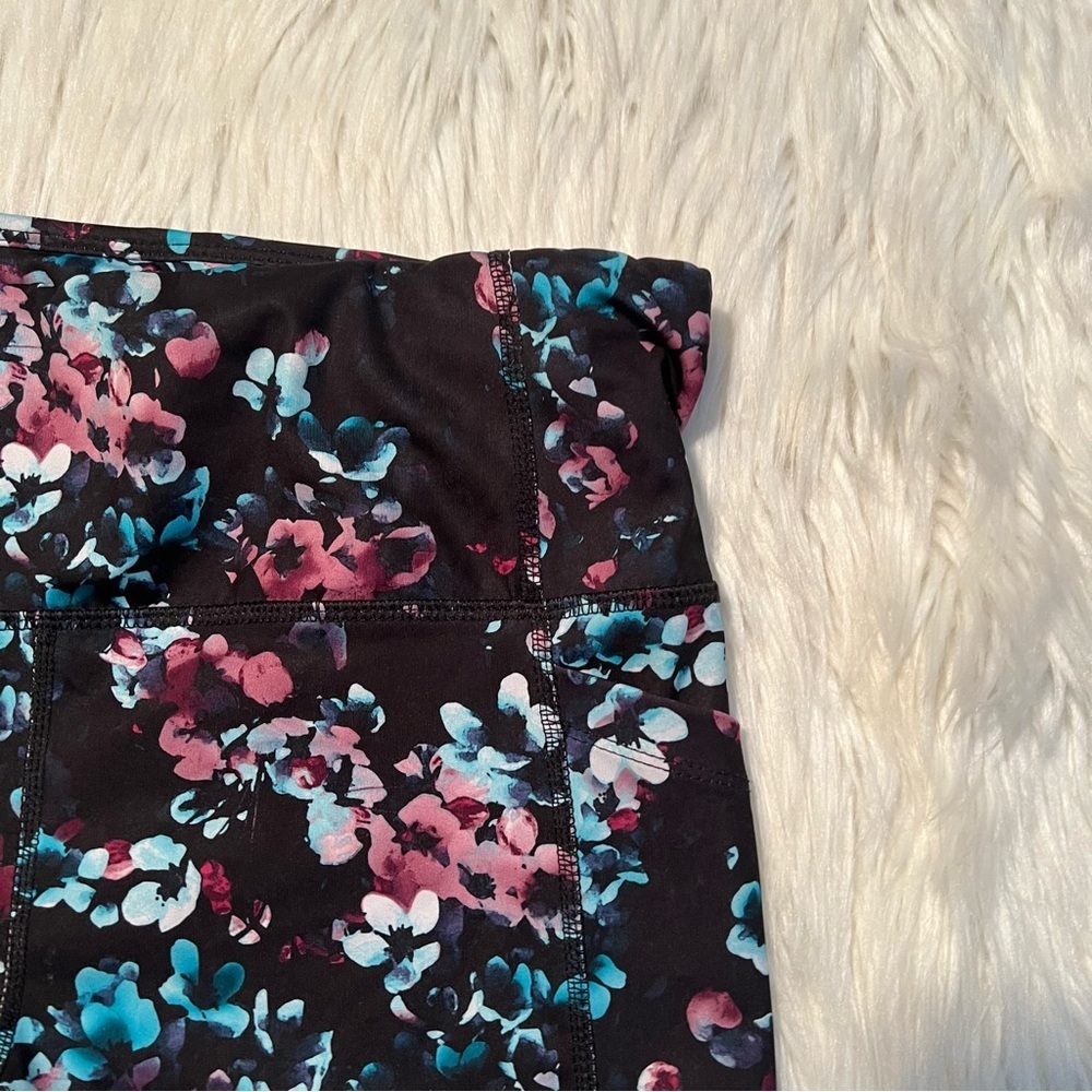 Avia Active Core Performance Legging Black Floral L 12-14 - Picture 6 of 11